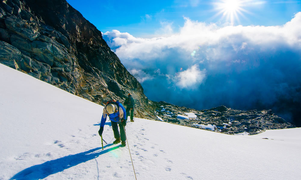 12 Days Hiking Mountain Rwenzori Adventure